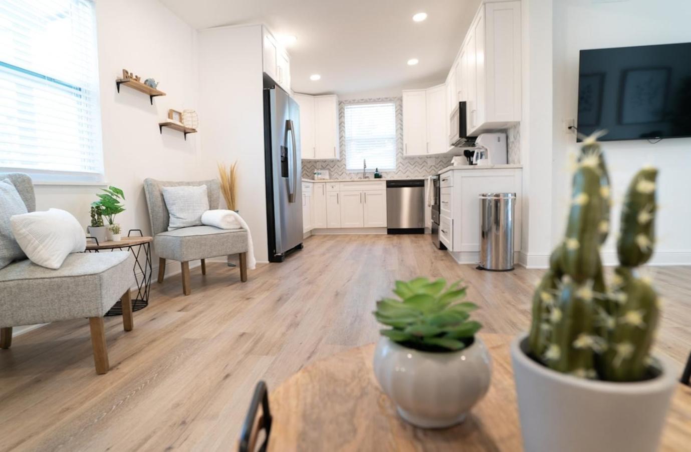 Вилла Calming And Renovated Near Dt St Pete Pier 2 King Сент-Питерсберг Экстерьер фото