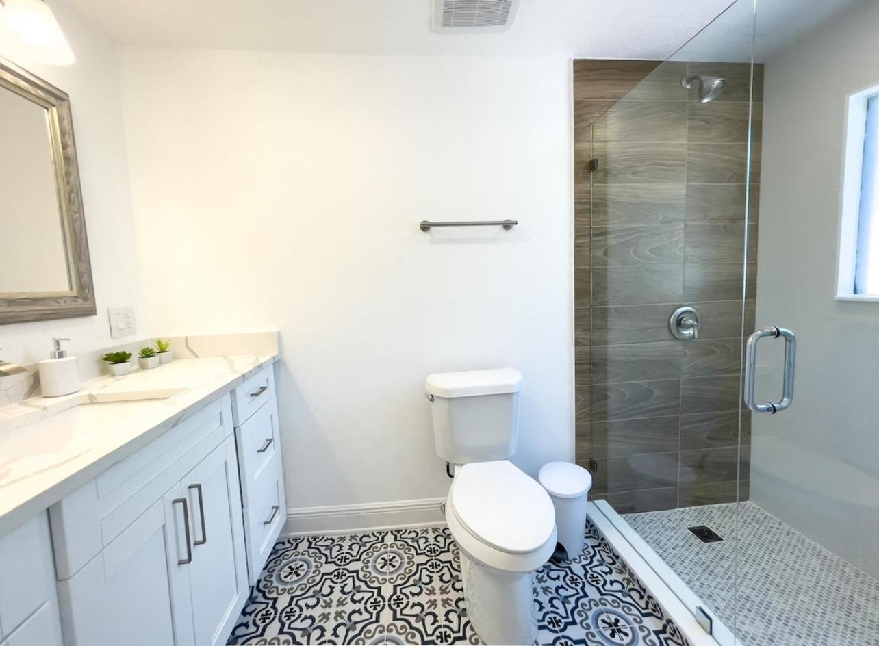 Вилла Calming And Renovated Near Dt St Pete Pier 2 King Сент-Питерсберг Экстерьер фото